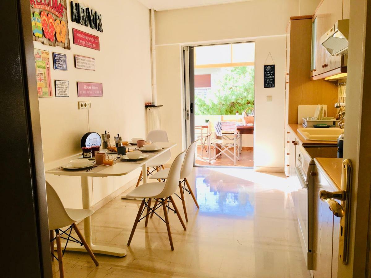 Waitnsea Apartment Атина Екстериор снимка